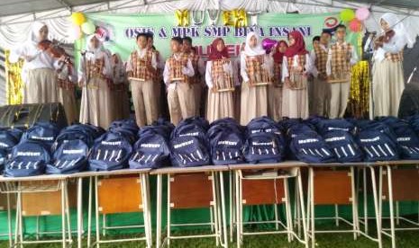 Penampilan siswa SMP Bosowa Bina Insani (BBI) di acara Pekan Muharam ke-20 tahun 1440 H.