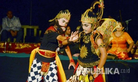 Penampilan Tari Gatot Kaca Gandrung.