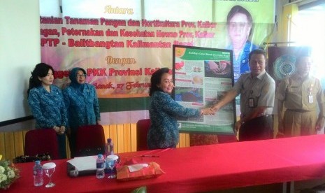 Penandatanganan kerja sama Gerakan Tanam (Gertam) Cabai di Kalimantan Barat