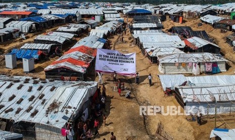 Hunian sementara untuk pengungsi Rohingya di Kamp Kutupalong, Ukhiya, Cox's Bazar.