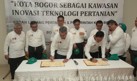 Penandatanganan MoU kota Bogor sebagai kawasan inovasi teknologi pertanian