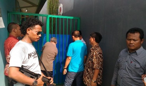 Penangkapan terhadap EA dan NM di Bekasi