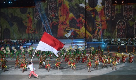 Penutupan PON XIX di Stadion Gelora Bandung Lautan Api, Bandung, Jabar, Kamis (29/9). 