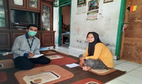 Pendampingan kepada para pengusaha mikro untuk membangun dan mengembangkan bisnis, merupakan wujud dari program yang dilaksanakan oleh Rumah Zakat guna meningkatkan taraf hidup para penerima manfaatnya. 