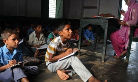 Pendidikan bagi anak-anak tak mampu di India