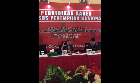 Pendidikan Kader Khusus Perempuan Nasional (PKKPN) Angkatan 1 PDI Perjuangan, di Wisma Kinasih, Depok, Minggu (11/3) malam.