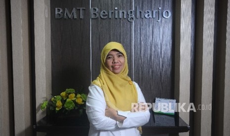 Pendiri Baitul Mal Wat Tamwil (BMT) Beringharjo Mursida Rambe