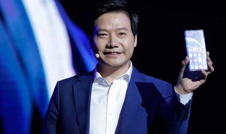 Pendiri dan CEO Xiaomi Technology Co. Ltd. Lei Jun menyatakan perusahaan telah mengeluarkan permintaan pembayaran penalti kepada pemasok yang membocorkan gambar tersebut di laman media sosial Weibo.