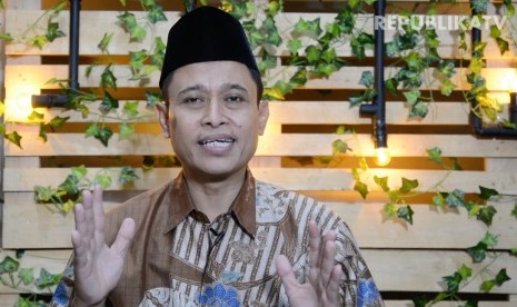 Pendiri Yayasan Islamic Course Ays-Syarif Jakarta, Ustaz Ahmad Farid Hasan