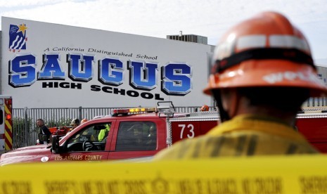 Penembakan di sekolah Saugus High School, Kalifornia, AS.