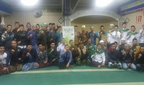 Pengajian di masjid Indonesia, Korea Selatan.