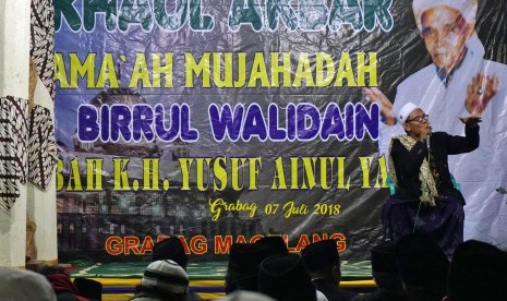 Pengajian khaul akbar Jama'ah Mujahadah Birul Walidain KH Yusuf Ainul Yaqin ke 29.