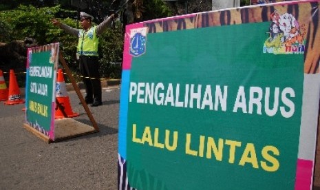 Pengalihan arus dari dan menuju tempat rekreasi.