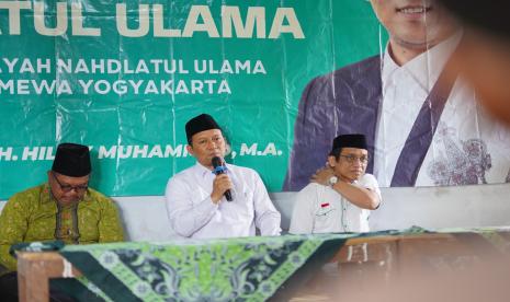 Pengasuh Pondok Pesantren Krapyak Yogyakarta dan Anggota Dewan Perwakilan Daerah (DPD) RI Dr. H. Hilmy Muhammad, M.A (Gus Hikmy) dalam sebuah pengajian. (ilustrasi).