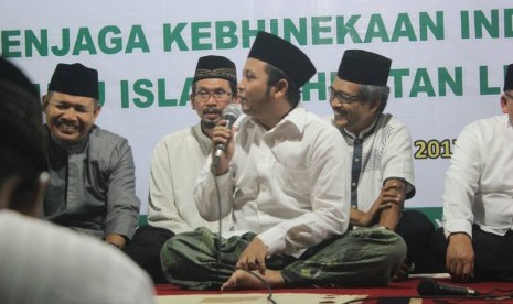 Pengasuh Ponpes  Dawam Yogyakarta KH  Ahmad Sugeng Utomo (Gus Ut) membuka sarasehan tentang menjaga kebhinekaan.    .