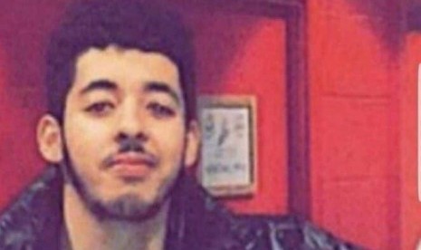 Pengebom bunuh diri yang menewaskan 22 orang saat konser Ariana Grande di Manchester, Inggris, Salman Abedi.