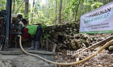  Global Wakaf-ACT DIY membangun sumur wakaf di Dusun Blarangan, Kalurahan Sidorejo, Kapanewon Ponjong. (Ilustrasi).