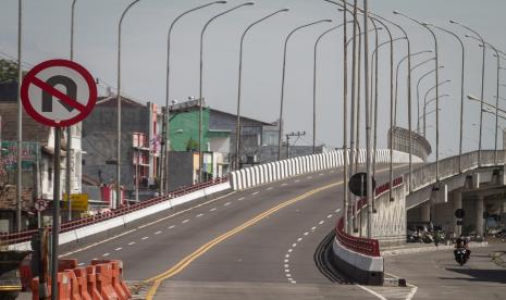 Ilustrasi flyover. Seorang begal nekat melompat dari flyover Kebayoran Lama, Jakarta Selatan, setelah gagal beraksi.