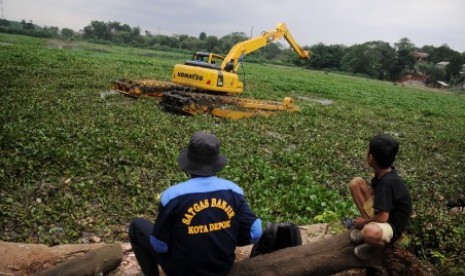 Pengerukan Setu Pengarengan Depok