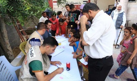 Pengobatan gratis di Graha DAQU Gaza, Palestina.   (foto dok. Daqu Gaza)