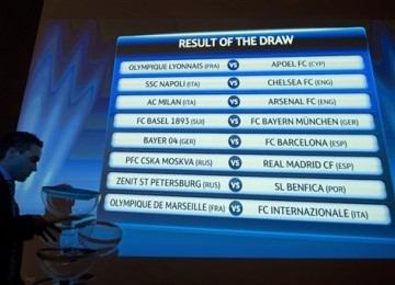 Pengundian babak 16 Besar Liga Champions rampung digelar di markas UEFA di Nyon, Swiss, Jumat (16/12).