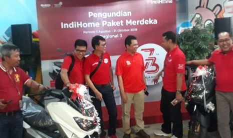 Pengundian Program Promi Indihome Paket Merdeka di Loop Station, Bandung, dengan hadiah motor, Selasa petang (13/11).