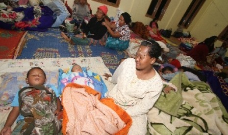 Pengungsi erupsi Gunung Sinabung