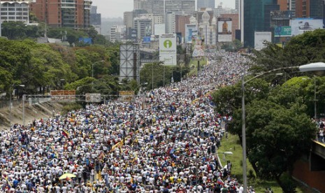 Pengunjuk rasa antipemerintah Venezuela.