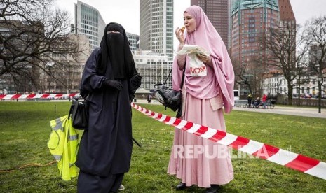 Swiss Desak Pemilih Tolak Larangan Burqa dan Cadar. Ilustrasi