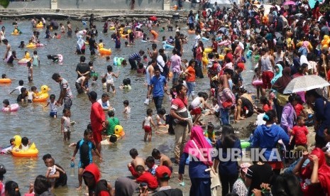 Pengunjung Ancol