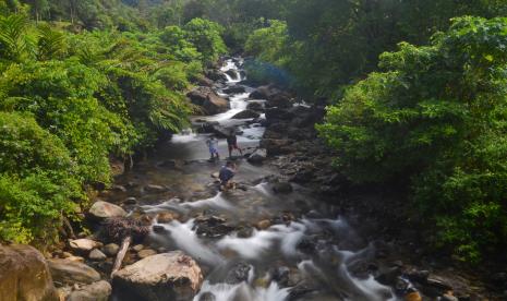 Musim Kemarau, Warga Padang Diminta Hemat Air. Foto: Sungai di Padang (Ilustrasi).