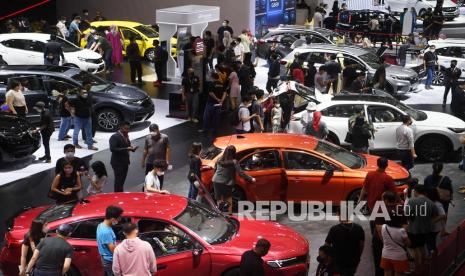 Kenaikkan Harga BBM Diyakini Pengaruhi Industri Otomotif (ilustrasi).