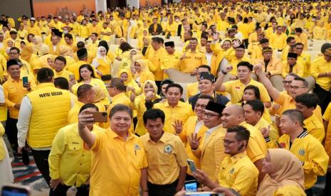 Pengurus DPD Partai Golkar Jabar siap menangkan Airlangga Hartarto menjadi Presiden 2024.