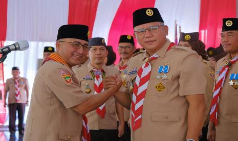 Pengurus Majelis Pembimbing Cabang Gerakan Pramuka Musi Banyuasin, Pengurus Kwartir Cabang Gerakan Pramuka Musi Banyuasin dan Pengurus Dewan Kerja Cabang Gerakan Pramuka Musi Banyuasin Masa Bakti 2022 - 2027 resmi dikukuhkan di Pendopoan Griya Serasan Sekate, Rabu (24/8/2022). 