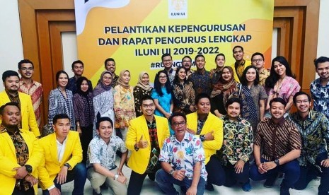 Pengurus Milenial dan Jaringan Bisnis Center