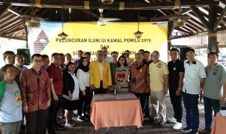 Pengurus Pusat Ikatan Alumni Universitas Indonesia (Iluni UI) bekerja sama dengan KawalPemilu.org, meluncurkan gerakan 'Iluni UI Kawal Pemilu'.