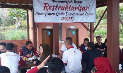  Pengusaha Muslim yang tergabung dalam Manajemen Qolbu Entrepreneur Forum (MQEF) menggelar kegiatan musyawarah besar di Palutungan, Cigugur, Kabupaten Kuningan, Rabu (25/12). 