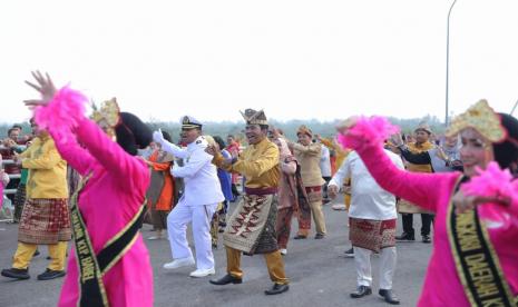 Penjabat (Pj) Gubernur Kep Babel Suganda Pandapotan Pasaribu memperingati Hari Lahir Pancasila di Bangka Belitung.