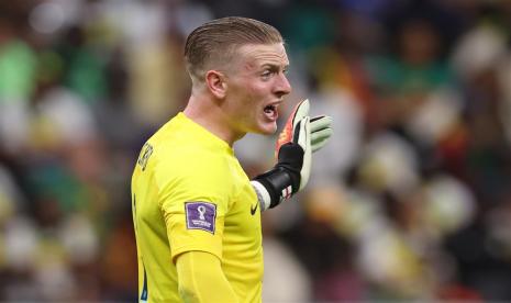  Penjaga gawang timnas Inggris dan Everton, Jordan Pickford, yang diincar Manchester United.