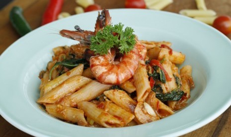 Penne sambal balad seafood