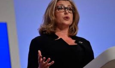 Penny Mordaunt. Kantor PM Inggris Pastikan Larang Kontak dengan Dewan Muslim Inggris