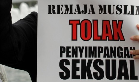 Penyimpangan Seksual Dampak Negatif Globalisasi Republika Online