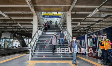 Suasana Stasiun Jatinegara Baru, Jakarta Timur (ilustrasi).