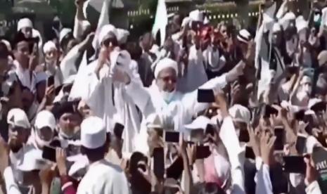 Penyambutan kedatangan Habib Rizieq di Petamburan, Jakarta Pusat. (ilustrasi)