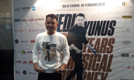 Penyanyi Hedi Yunus dalam acara konferensi pers konser 