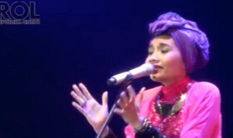 Penyanyi internasional asal Malaysia, Yuna tampil di SoundsFair 2014