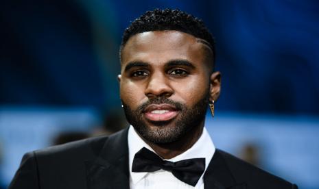 Penyanyi Jason Derulo ditahan polisi karena memukul orang yang menghinanya dan memanggilnya dengan nama Usher.