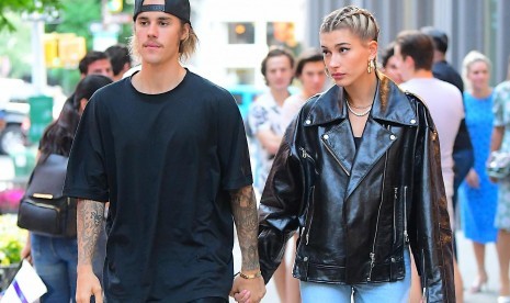 Penyanyi Justiin Bieber dan istrinya Hailey Baldwin.