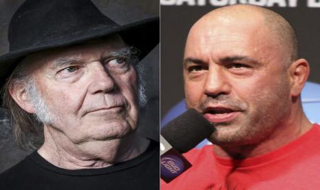 Penyanyi legendaris Neil Young (kiri) tak sudi berada di platform streaming yang sama dengan podcaster Joe Rogan yang dituduhnya telah menyebarkan misinformasi Covid-19.