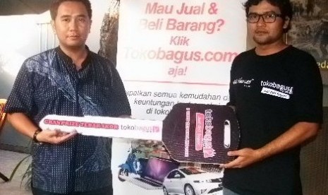 Penyerahan hadiah tebak skor Piala Eropa